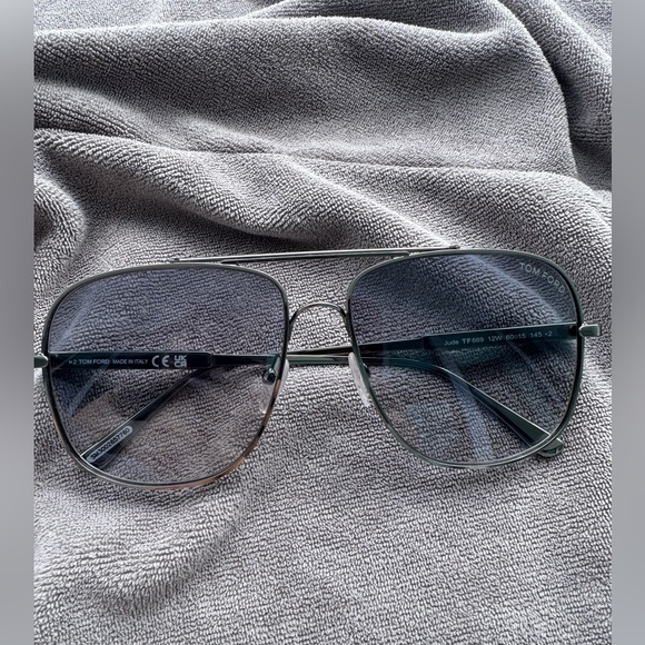 Tom Ford sunglasses - Picture 4 of 16